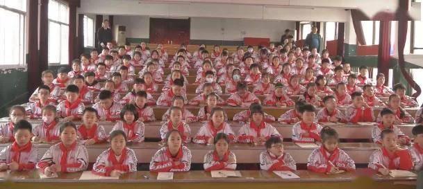 五彩几何塔选关版
